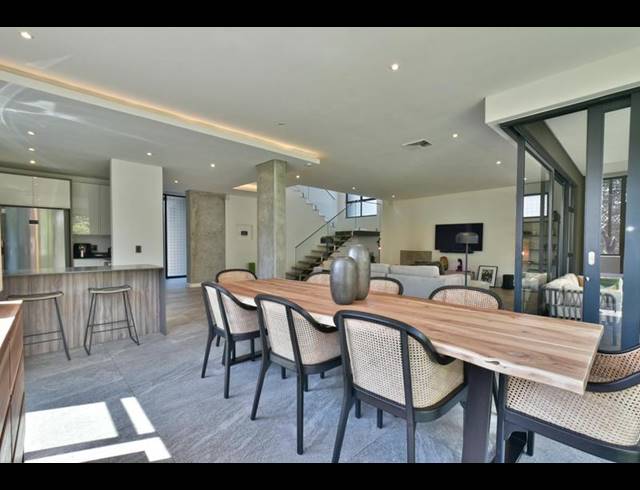 3 BEDROOM APARTMENT FOR SALE IN MELROSE ESTATE